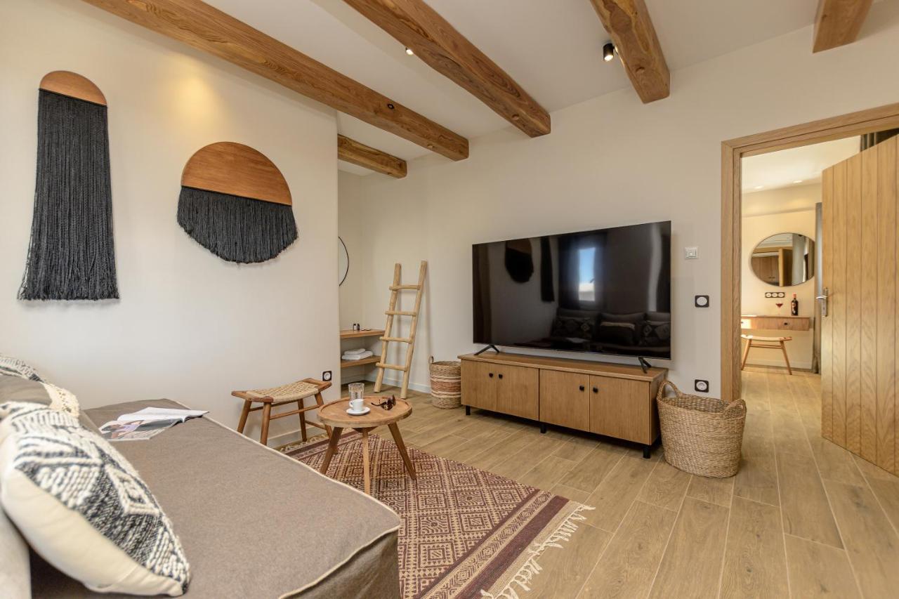 Aparthotel Almi Of Naxos Naxos City Esterno foto