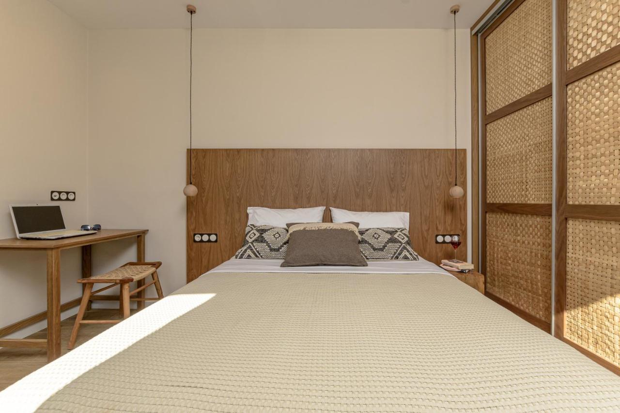 Aparthotel Almi Of Naxos Naxos City Esterno foto
