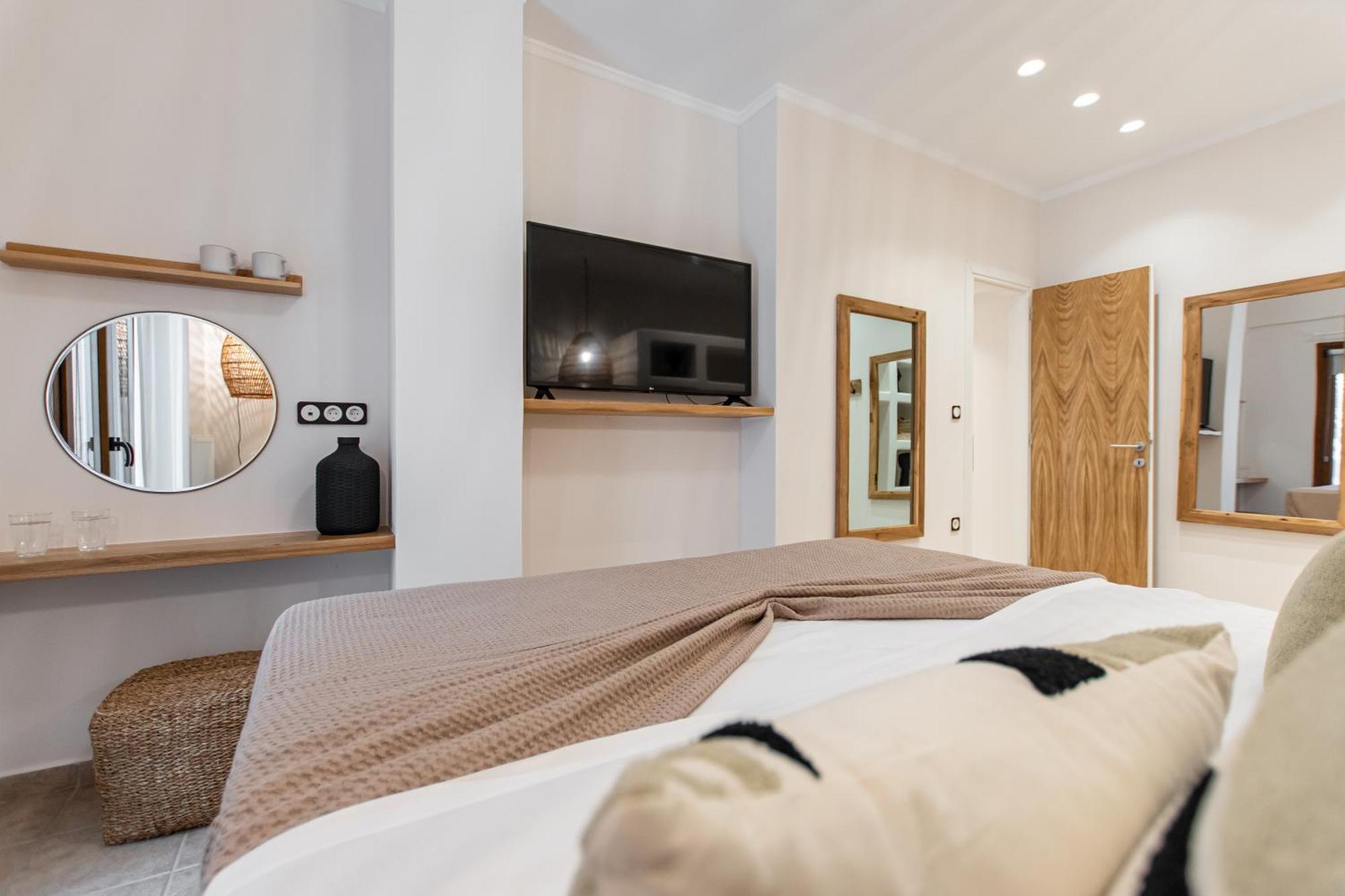 Aparthotel Almi Of Naxos Naxos City Esterno foto