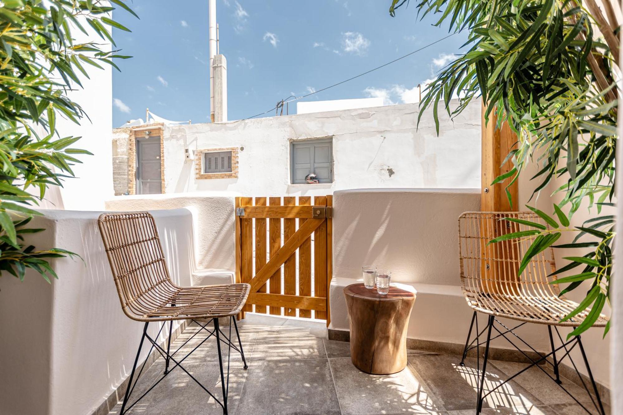 Aparthotel Almi Of Naxos Naxos City Esterno foto